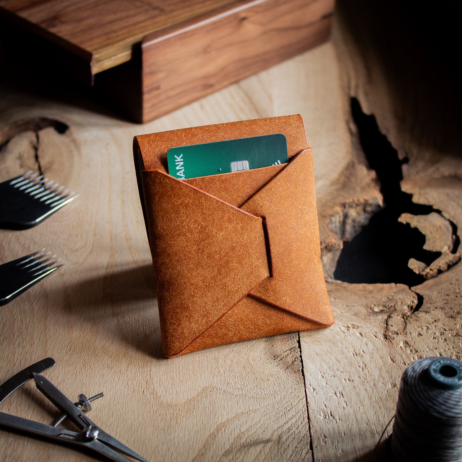 EDC Leather stitchless wallet - reverse quick access card slot - with leather locking tab