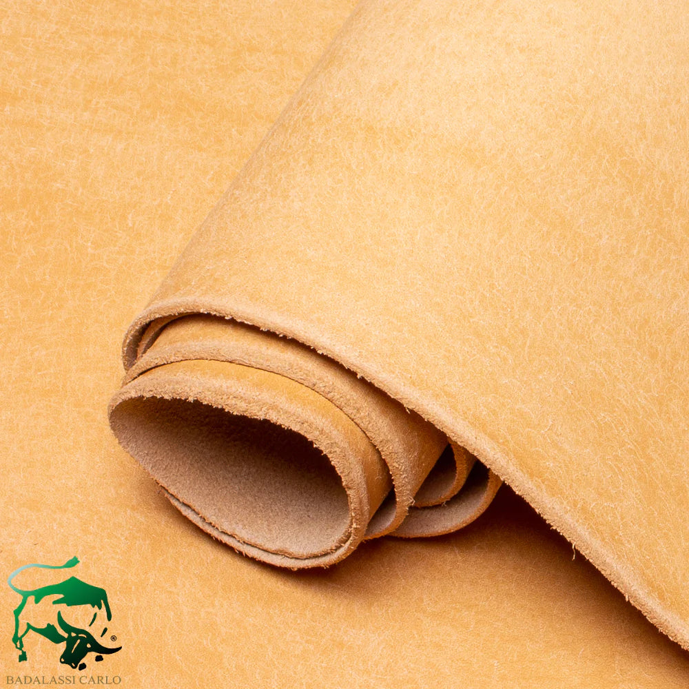 Natural vegetable tanned leather roll - Badalassi Carlo Pueblo Bone Leather